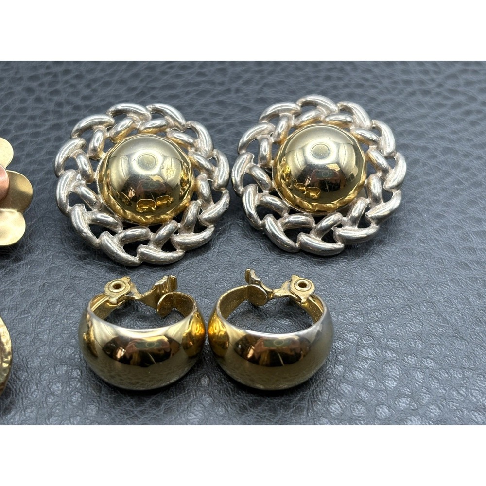 VINTAGE 80s 90s Gold Tone Chunky EARRINGS Flower Hoops 1 Monet CLIP LOT - Picture 3 of 7